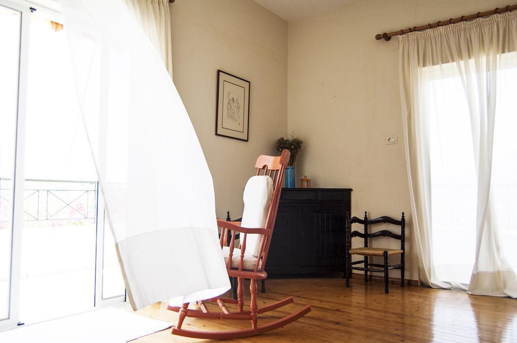 Janakis Apartments 히마레 외부 사진